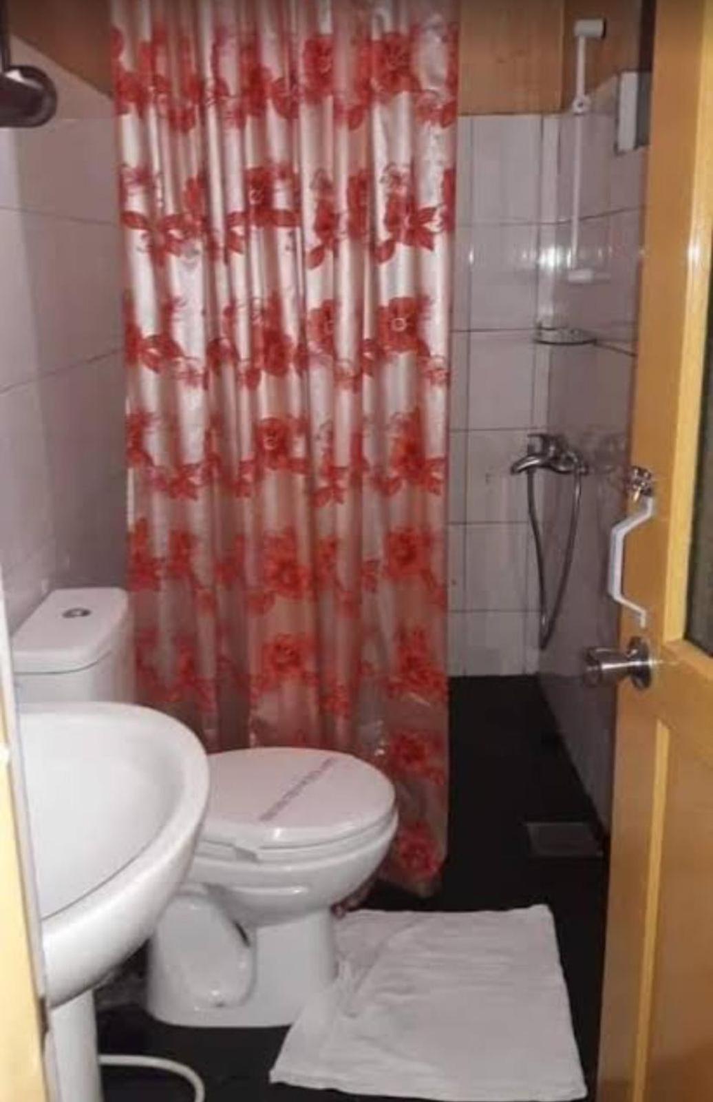 New Nethmi Villa Kandy Zewnętrze zdjęcie