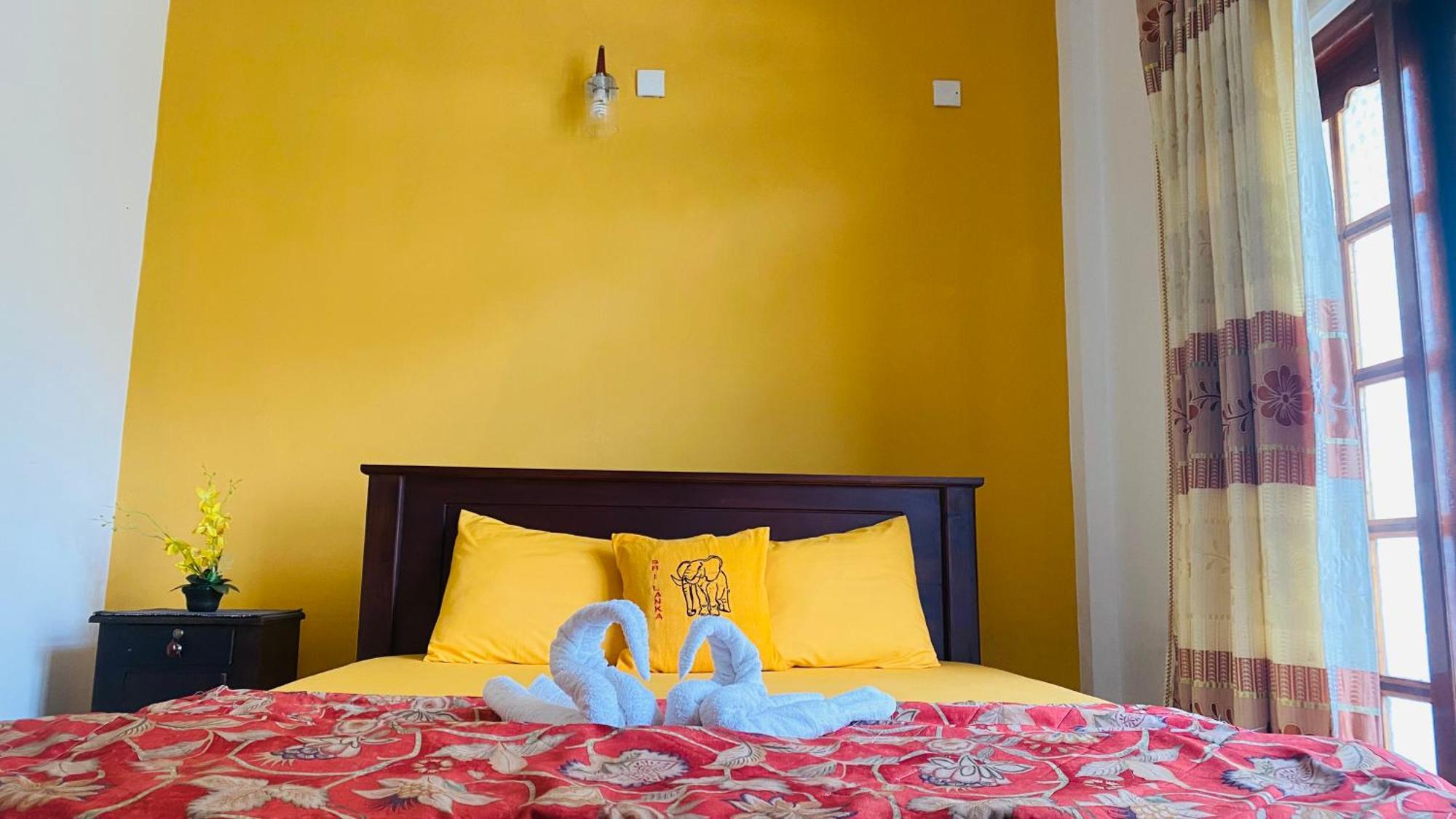 New Nethmi Villa Kandy Zewnętrze zdjęcie