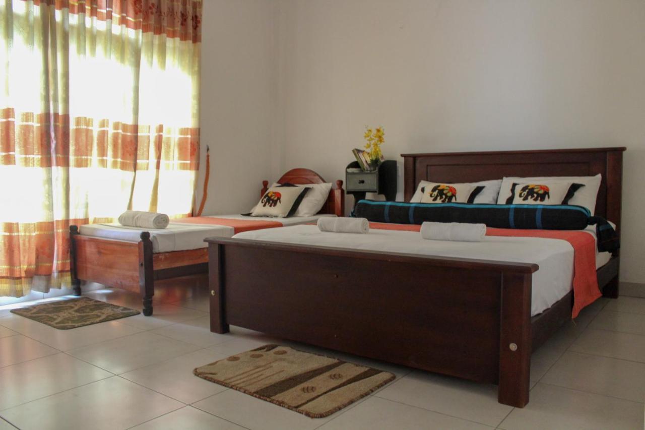 New Nethmi Villa Kandy Zewnętrze zdjęcie